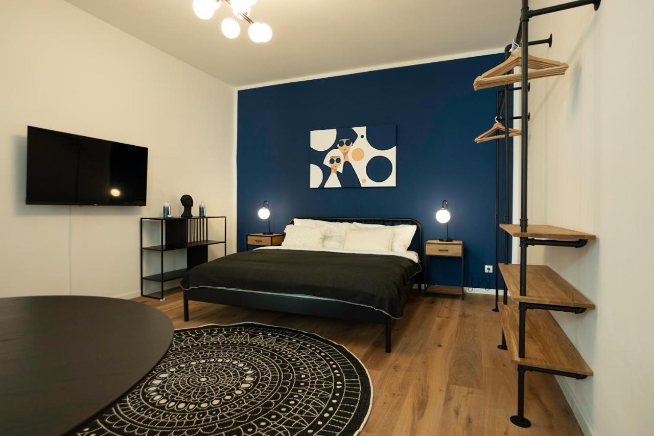 Modern Apartment With A Balcony Near Belvedere Wien Exterior foto